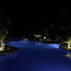 Kempinski Hotel Bahía - Pool by night