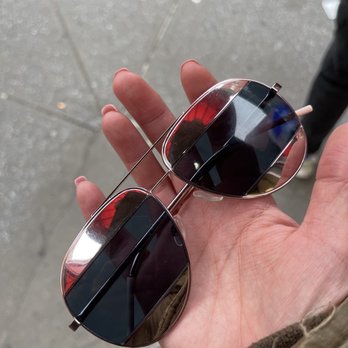 88 Optical Hester - Eyewear & Opticians Near Me - New York, New York