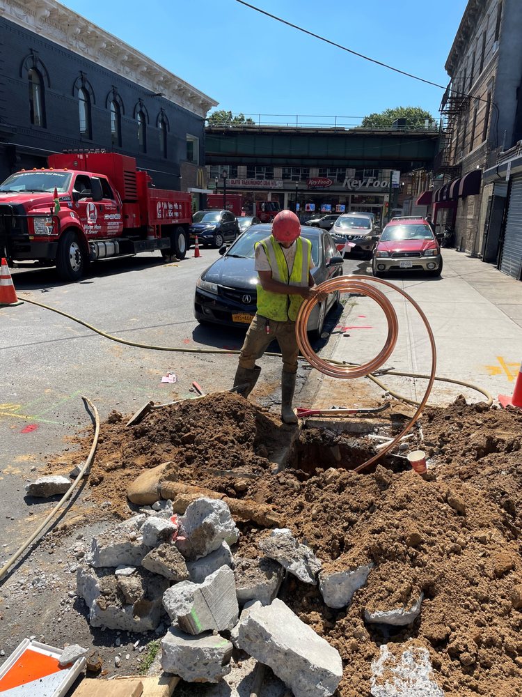 Slide of Harris Water Main & Sewer Contractors