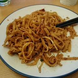 Pad thaï, ou juste des pâtes de riz grasses