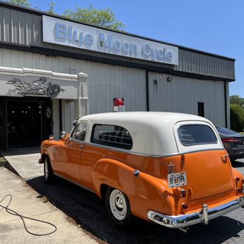 Serviceley Detailing - Blue Moon Classics - Owners Personal - Auto Detailing Near Me Serviceley Detailing - Blue Moon Classics - Owners Personal - Auto Detailing Near Me