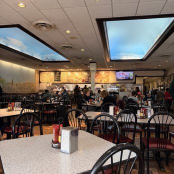 Valois - Breakfast & Brunch Near Me - Chicago, Illinois Valois - Breakfast & Brunch Near Me - Chicago, Illinois
