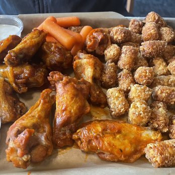 Buffalo Wild Wings - Tater tots and 10 Traditional Wings - Sports Bars Near Me - Simi Valley, California Buffalo Wild Wings - Tater tots and 10 Traditional Wings - Sports Bars Near Me - Simi Valley, California