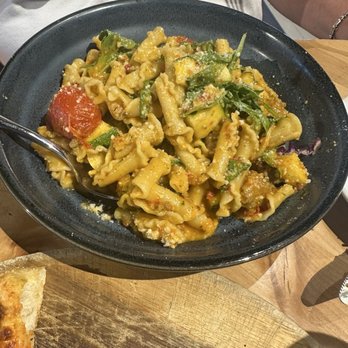 Kitchen Social - Sicilian sausage pasta - Cocktail Bars Near Me - Beachwood, Ohio Kitchen Social - Sicilian sausage pasta - Cocktail Bars Near Me - Beachwood, Ohio