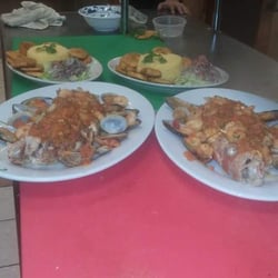Cantera Latina Restaurant - Pargo marinara