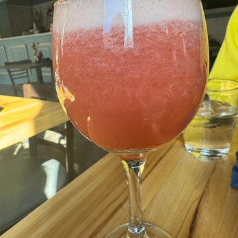Azul 18 - Orange Strawberry Kiwi Juice - New American Near Me - Chicago, Illinois