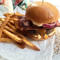 BURGER INN