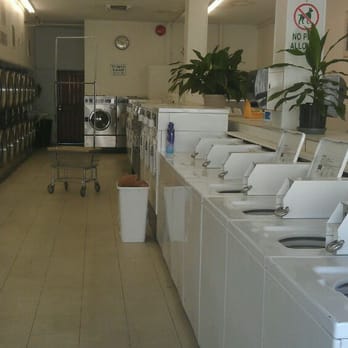 Wash N Go Laundy - Inside! - Laundromat Near Me - La Puente, California