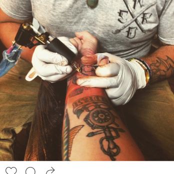 Missing Link Tattoo - T-Burtz doing his thang, always KILLING the realistic animal tech! - Tattoo Near Me - San Clemente, California