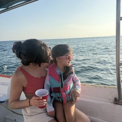 Newport Yacht - Luxury Boat Charters
