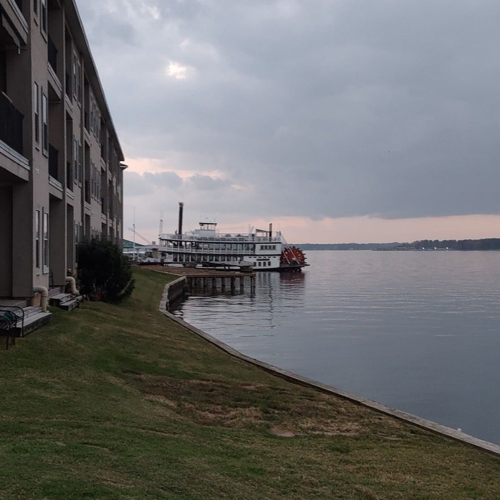 The Landing at Seven Coves - Hotels Near Me - Willis, Texas The Landing at Seven Coves - Hotels Near Me - Willis, Texas