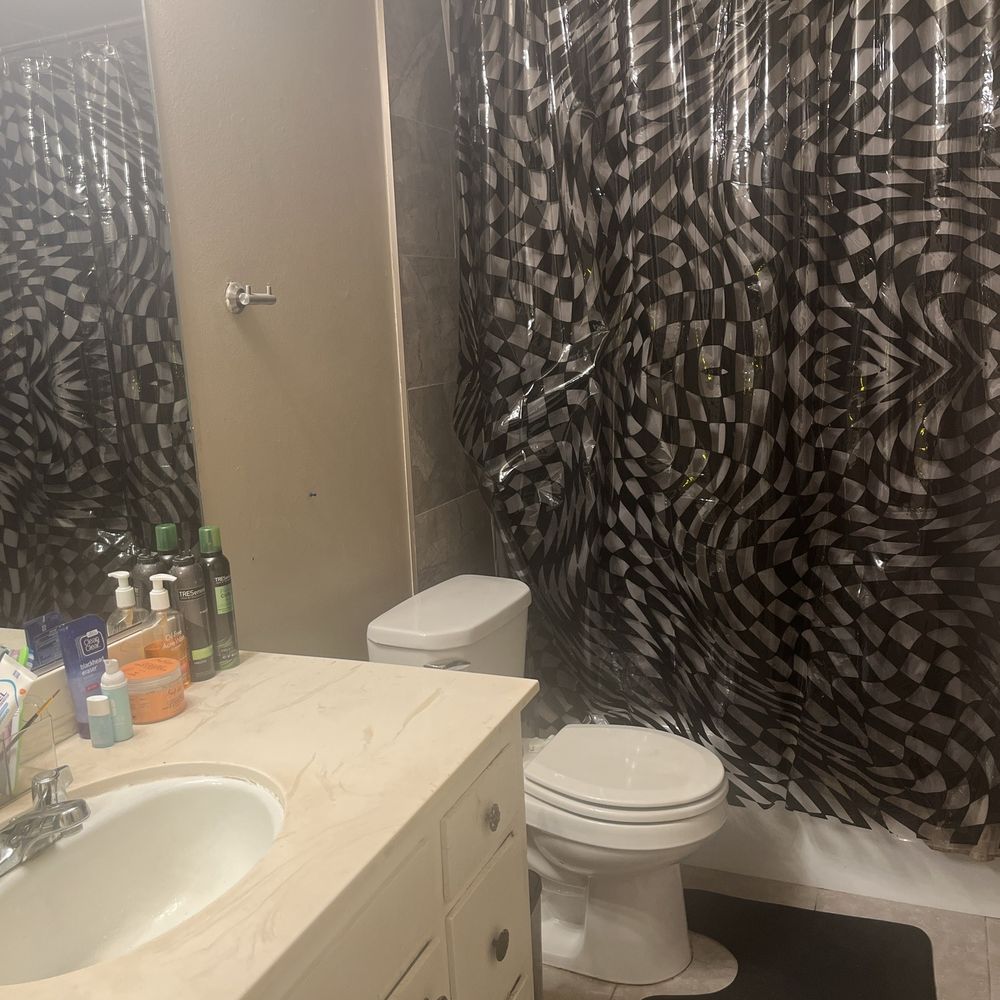 Wendys Cleaning Services - Bathroom - Home Cleaning Near Me Wendys Cleaning Services - Bathroom - Home Cleaning Near Me