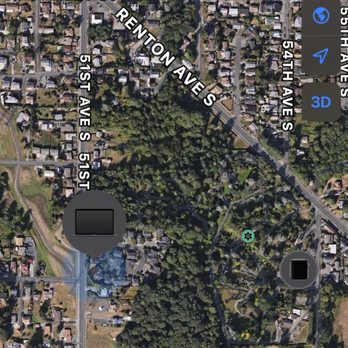 Kubota Garden - The right black square is my Apple Watch where I was standing. The laptop image to the left is the thief's house who stole my laptop. - Botanical Gardens Near Me - Seattle, Washington