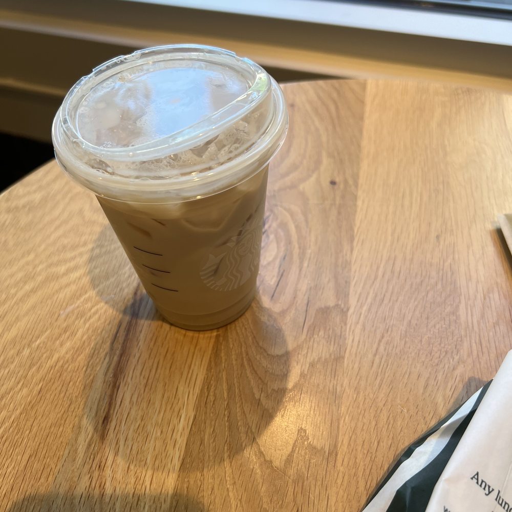 Iced Vanilla Spice Latte Iced Vanilla Spice Latte