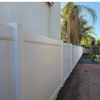 3T Fence - Vinyl fencing in Murrieta Ca. - Fences & Gates Near Me - Wildomar, California 3T Fence - Vinyl fencing in Murrieta Ca. - Fences & Gates Near Me - Wildomar, California