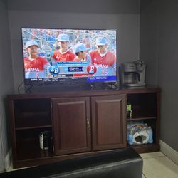 Harolds Tires - Tv inside waiting area