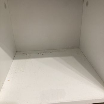 Mama Clean - Shelves in bathroom - Office Cleaning Near Me - Groveland, Florida Mama Clean - Shelves in bathroom - Office Cleaning Near Me - Groveland, Florida