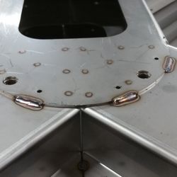 Rock 'n' Weld - stainless bottom cage support