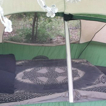 Circle J Guest Ranch - The master bedroom... - Campgrounds Near Me - Eustace, Texas
