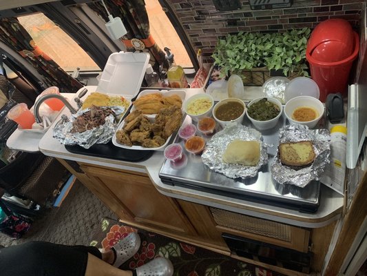 Kee's #Loaded Kitchen by null