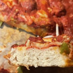 Rocco's Pizza - Oakdale - Chicago style pizza