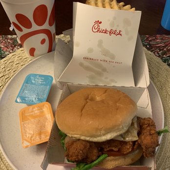 Chick-fil-A - Fast Food Near Me - Vallejo, California