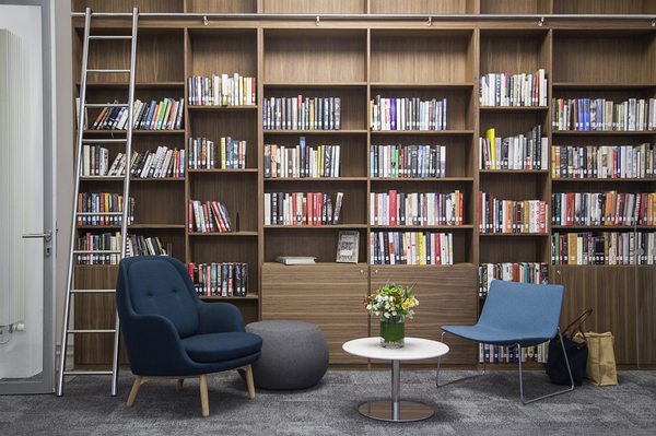 The American Library in Paris by null