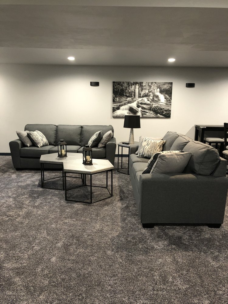 FURNITURE AND APPLIANCE OUTLET CLOSED Updated August 2024 1205 S