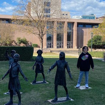 Austin Detours - Capital Monument - Tours Near Me - Austin, Texas