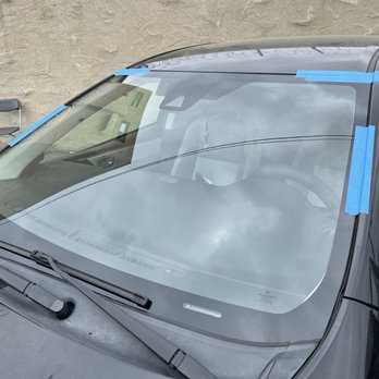 Auto Glass World - New, clean front windshield. After Pic. - Auto Glass Services Near Me - North Hills, California Auto Glass World - New, clean front windshield. After Pic. - Auto Glass Services Near Me - North Hills, California