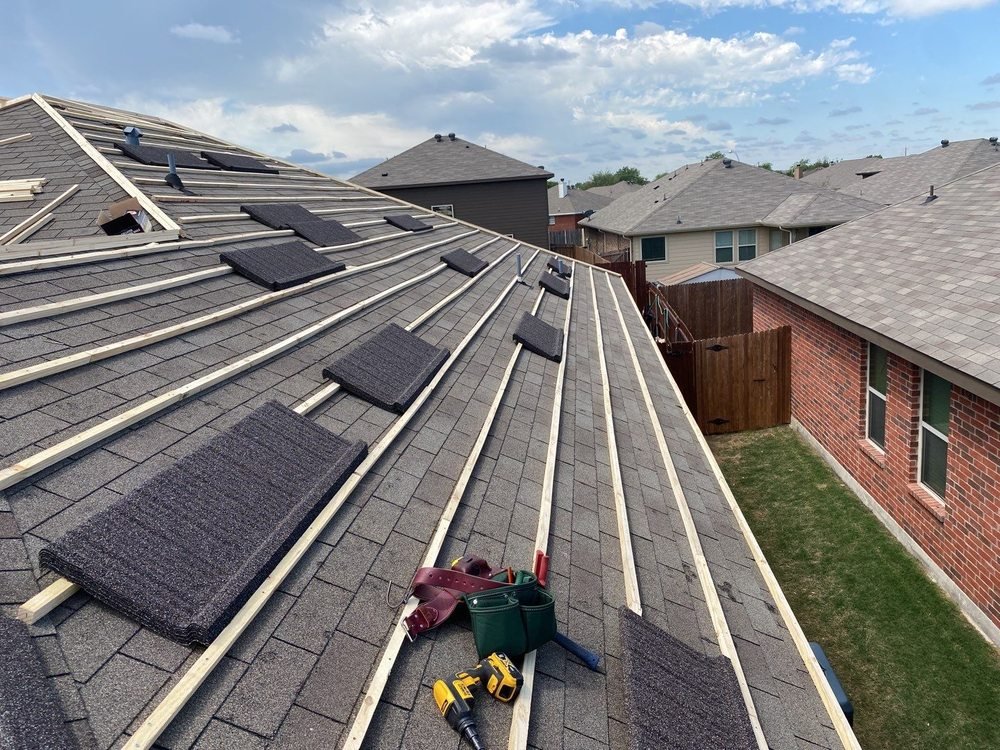 PRIORITY ROOFING DFW 910 S Pearl Expy, Dallas, Texas Roofing