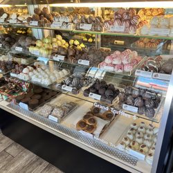 Amy's On the Avenue - Truffles