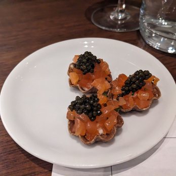 Knife Pleat - Amuse bouche. - French Near Me - Costa Mesa, California Knife Pleat - Amuse bouche. - French Near Me - Costa Mesa, California