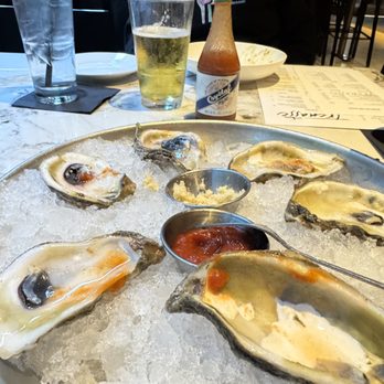 Trenasse - 1/2 doz of the freshest oysters I've had. - Wine Bars Near Me - New Orleans, Louisiana Trenasse - 1/2 doz of the freshest oysters I've had. - Wine Bars Near Me - New Orleans, Louisiana