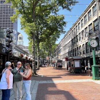 Faneuil Hall Marketplace - Shopping Centers Near Me - Boston, Massachusetts Faneuil Hall Marketplace - Shopping Centers Near Me - Boston, Massachusetts