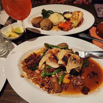 Cooper’s Hawk Winery & Restaurant - Happy Valentines - Wine Bars Near Me - Wellington, Florida