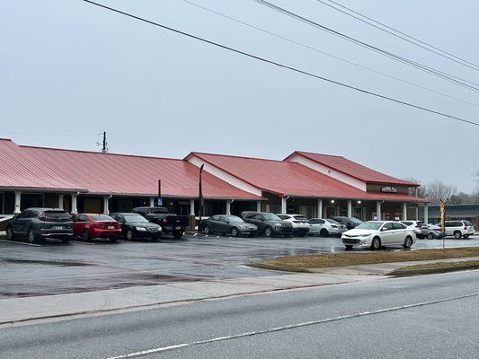 Christ Cutz BBQ by null