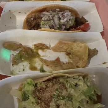 Chicas Tacos - Beef, chicken, jackfruit, fish tacos - Mexican Near Me - Los Angeles, California