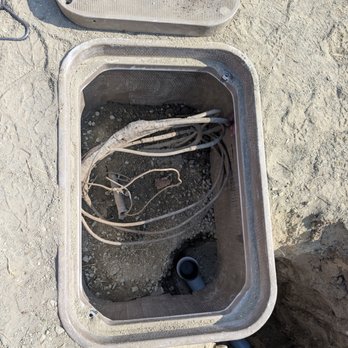 TrenchFree - PG&E Splice Box - TrenchFree guys made sure the 90-degree bend is in place according to PG&E spec - Plumbing Near Me - San Jose, California TrenchFree - PG&E Splice Box - TrenchFree guys made sure the 90-degree bend is in place according to PG&E spec - Plumbing Near Me - San Jose, California