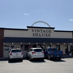 Vintage Deluxe