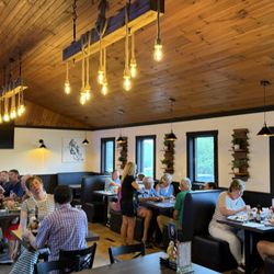Rodeo 29 Bar & Grill - Dining room