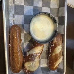 The Harp - Pretzel bites