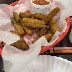 Michelli's Pizzeria - Fried zucchini