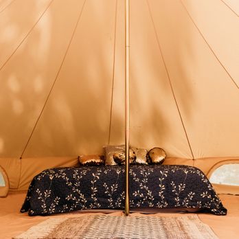 Harmony Ridge on the river - Spacious yurt tent with memory foam queen size beds and the comforts of home. - Wedding Planning Near Me - Kingsville, Ohio Harmony Ridge on the river - Spacious yurt tent with memory foam queen size beds and the comforts of home. - Wedding Planning Near Me - Kingsville, Ohio