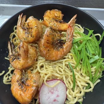 An Noodles and Pho - Shrimp with Garlic noodles - Asian Fusion Near Me - La Mirada, California