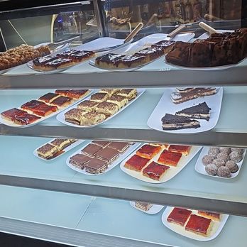 Noya Restaurant - Fresh desserts - Beer, Wine & Spirits Near Me - Yonkers, New York