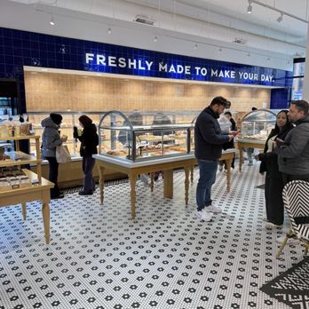 Paris Baguette - Bakeries Near Me - Chicago, Illinois Paris Baguette - Bakeries Near Me - Chicago, Illinois