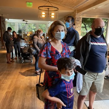 Valley Kitchen - How long the line up is to just to speak with the hostess - New American Near Me - Carmel, California Valley Kitchen - How long the line up is to just to speak with the hostess - New American Near Me - Carmel, California