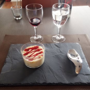 Ô Pho - Creme / tiramisu à la Mangue - Vietnamese Near Me - Toulouse, 31 Ô Pho - Creme / tiramisu à la Mangue - Vietnamese Near Me - Toulouse, 31