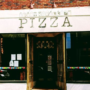 Benny Ravello's - Benny Ravello's - Pizza Near Me - Charleston, South Carolina Benny Ravello's - Benny Ravello's - Pizza Near Me - Charleston, South Carolina